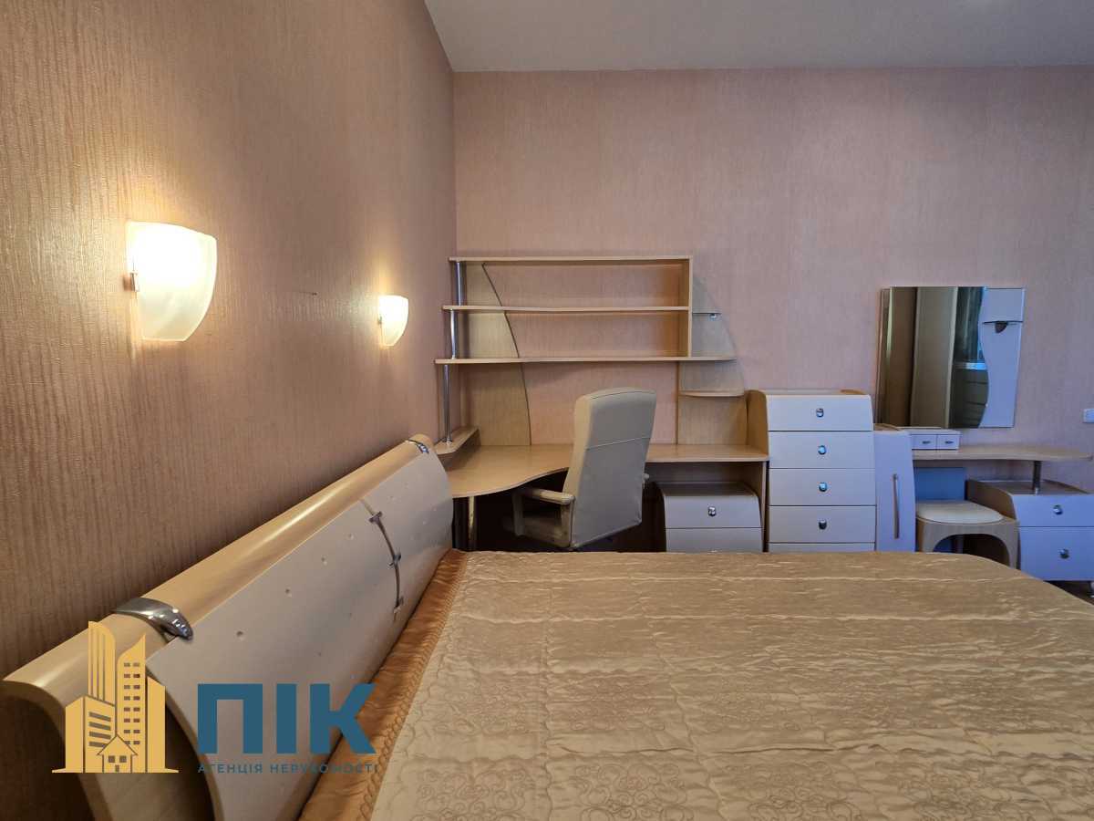 Продажа 2-комнатной квартиры 80 м², Героев Сталинграда просп., 10А К1