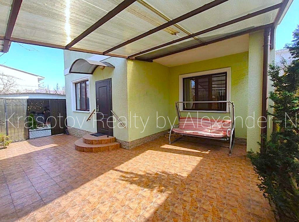 Продаж будинку 90 м², Совиньон