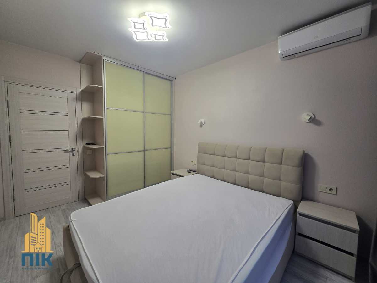 Продажа 1-комнатной квартиры 44 м², Тадея Рыльского бул., 1