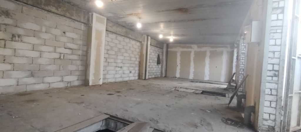 Оренда гаражів 156 м², Пухівська вул., 2