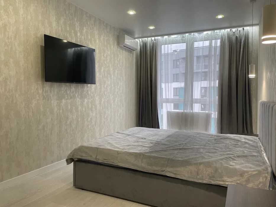 Оренда 1-кімнатної квартири 44 м², Оксамитова вул., 9А