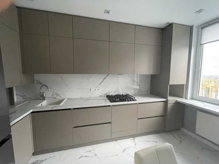 Оренда 1-кімнатної квартири 44 м², Оксамитова вул., 9А