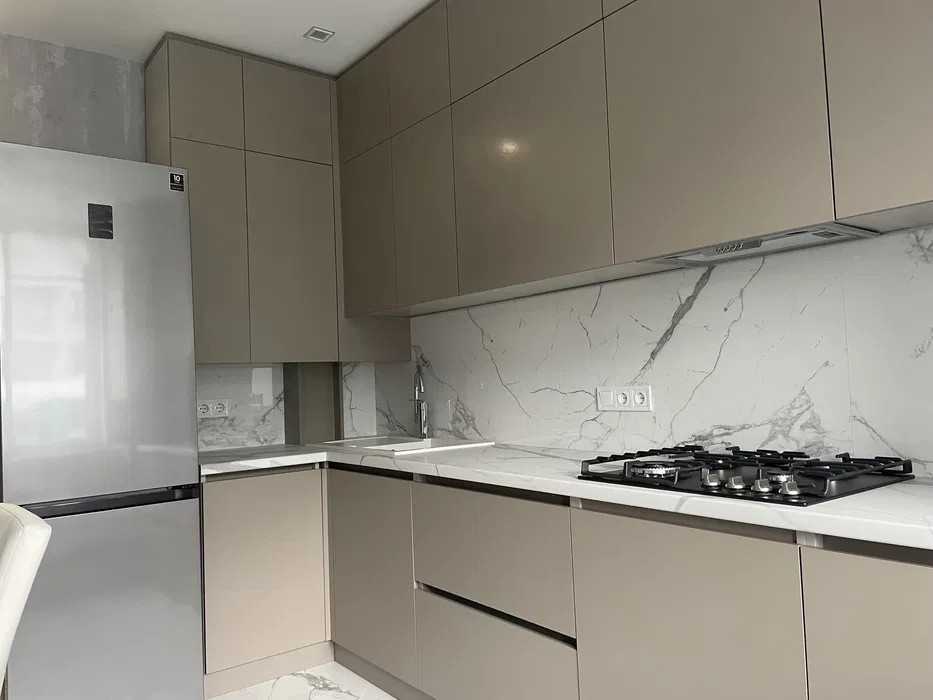 Оренда 1-кімнатної квартири 44 м², Оксамитова вул., 9А