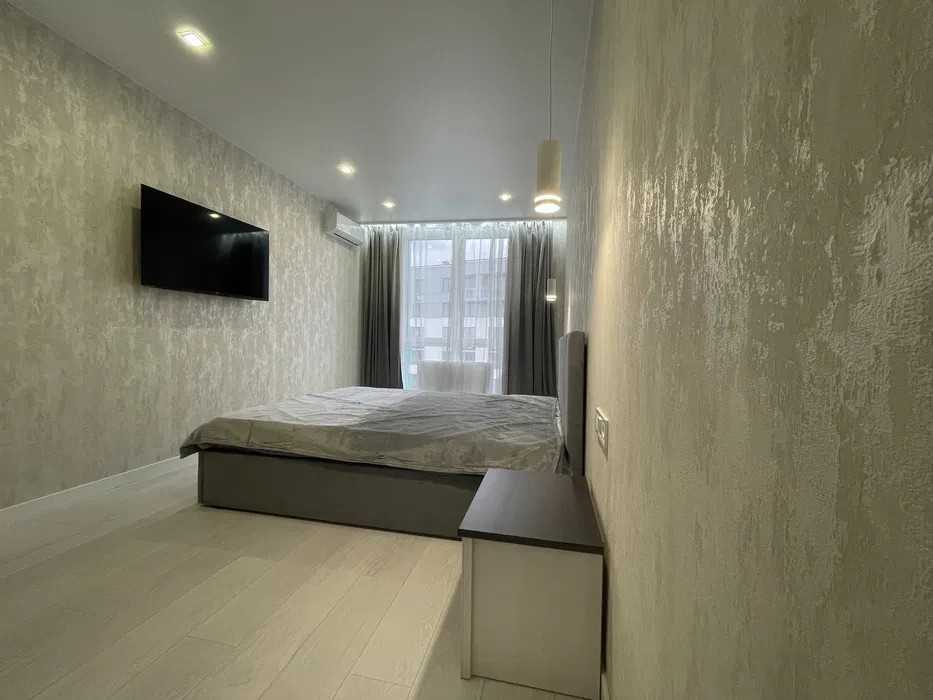 Оренда 1-кімнатної квартири 44 м², Оксамитова вул., 9А