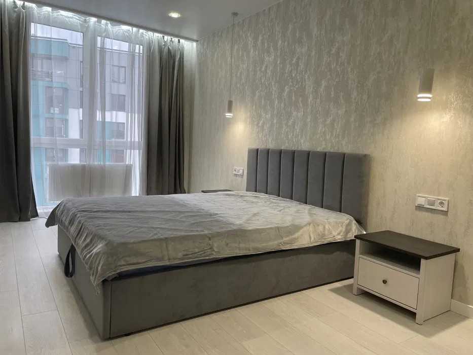 Оренда 1-кімнатної квартири 44 м², Оксамитова вул., 9А