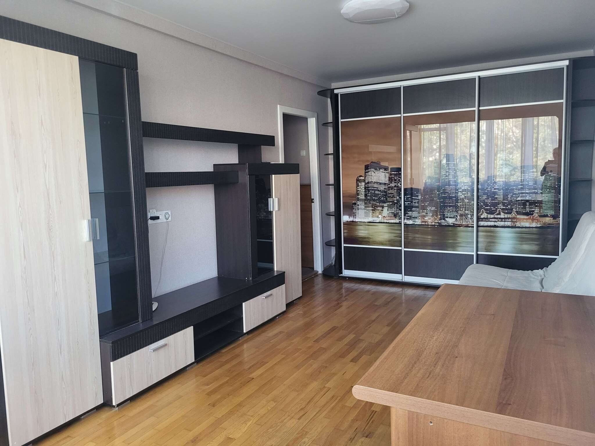 Продажа 2-комнатной квартиры 55 м², Евгения Коновальца ул., 37