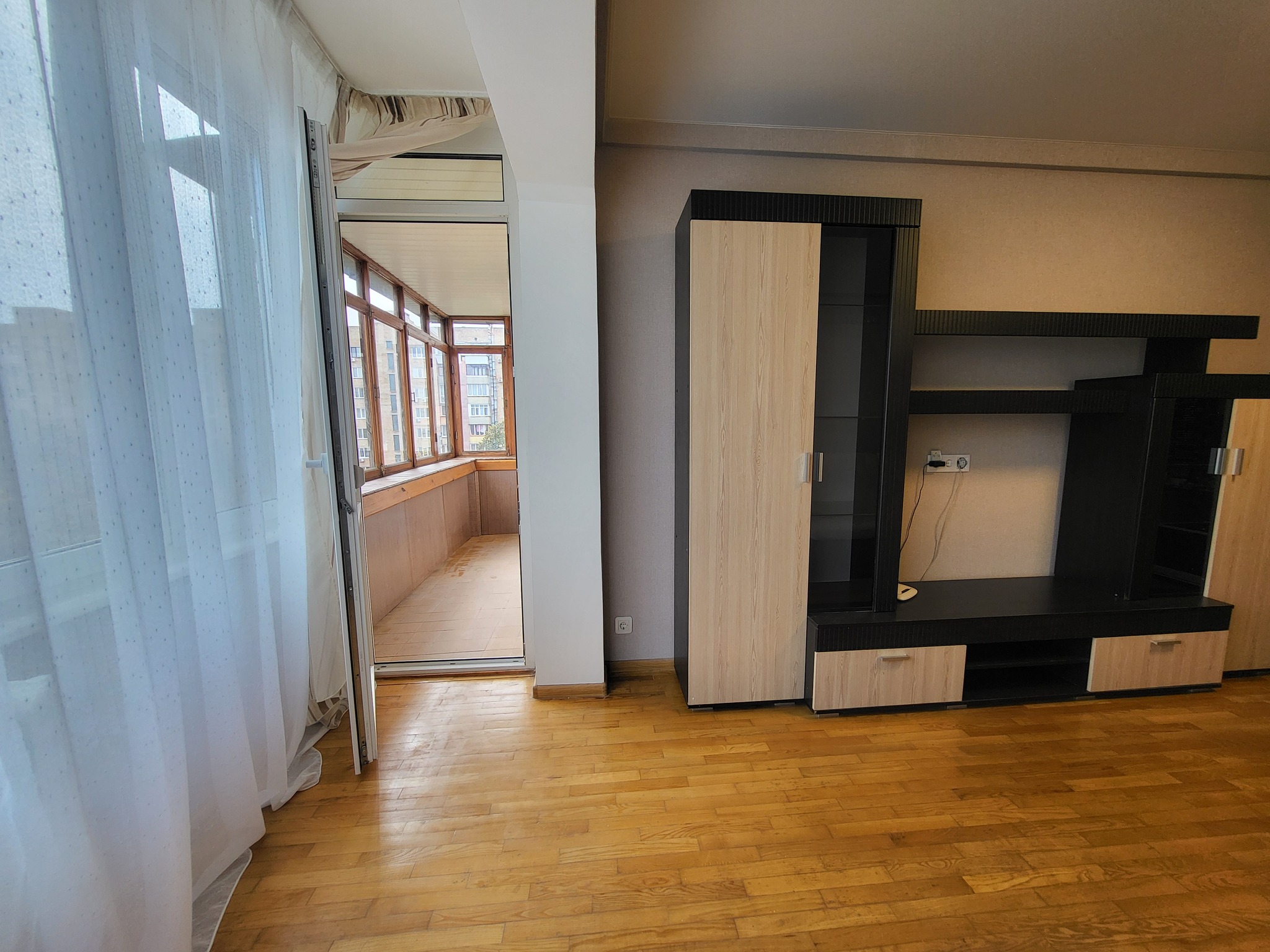 Продажа 2-комнатной квартиры 55 м², Евгения Коновальца ул., 37