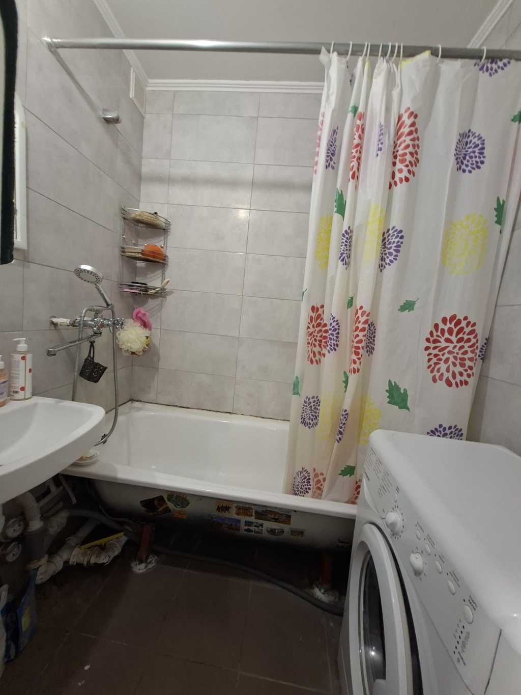 Продажа 2-комнатной квартиры 56 м², Александра Мишуги ул., 11