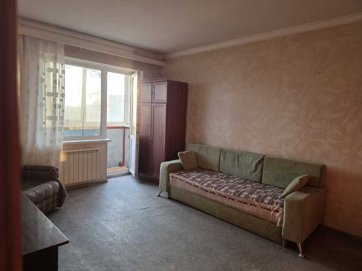 Продажа 1-комнатной квартиры 35.9 м², Радужная ул., 69