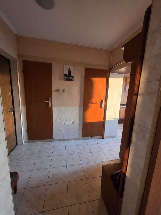 Продажа 1-комнатной квартиры 35.9 м², Радужная ул., 69