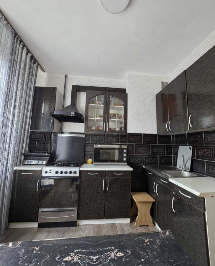 Продаж 2-кімнатної квартири 53 м², Шевченка вул., 146