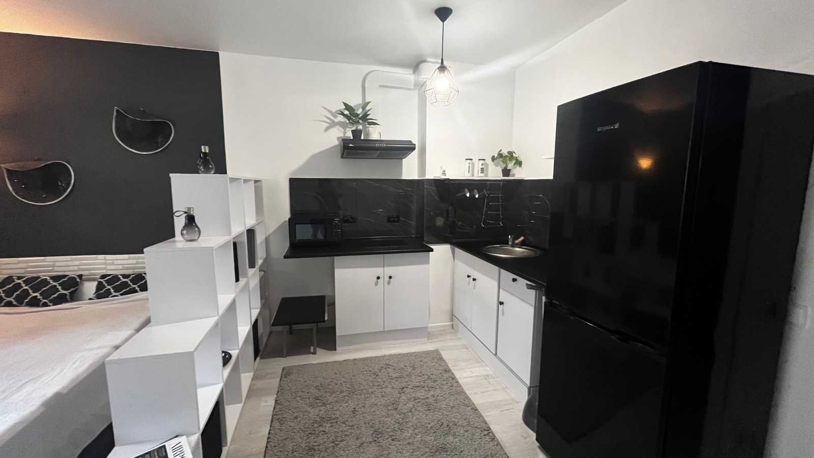 Оренда 1-кімнатної квартири 32 м², Симоненко вул., 111