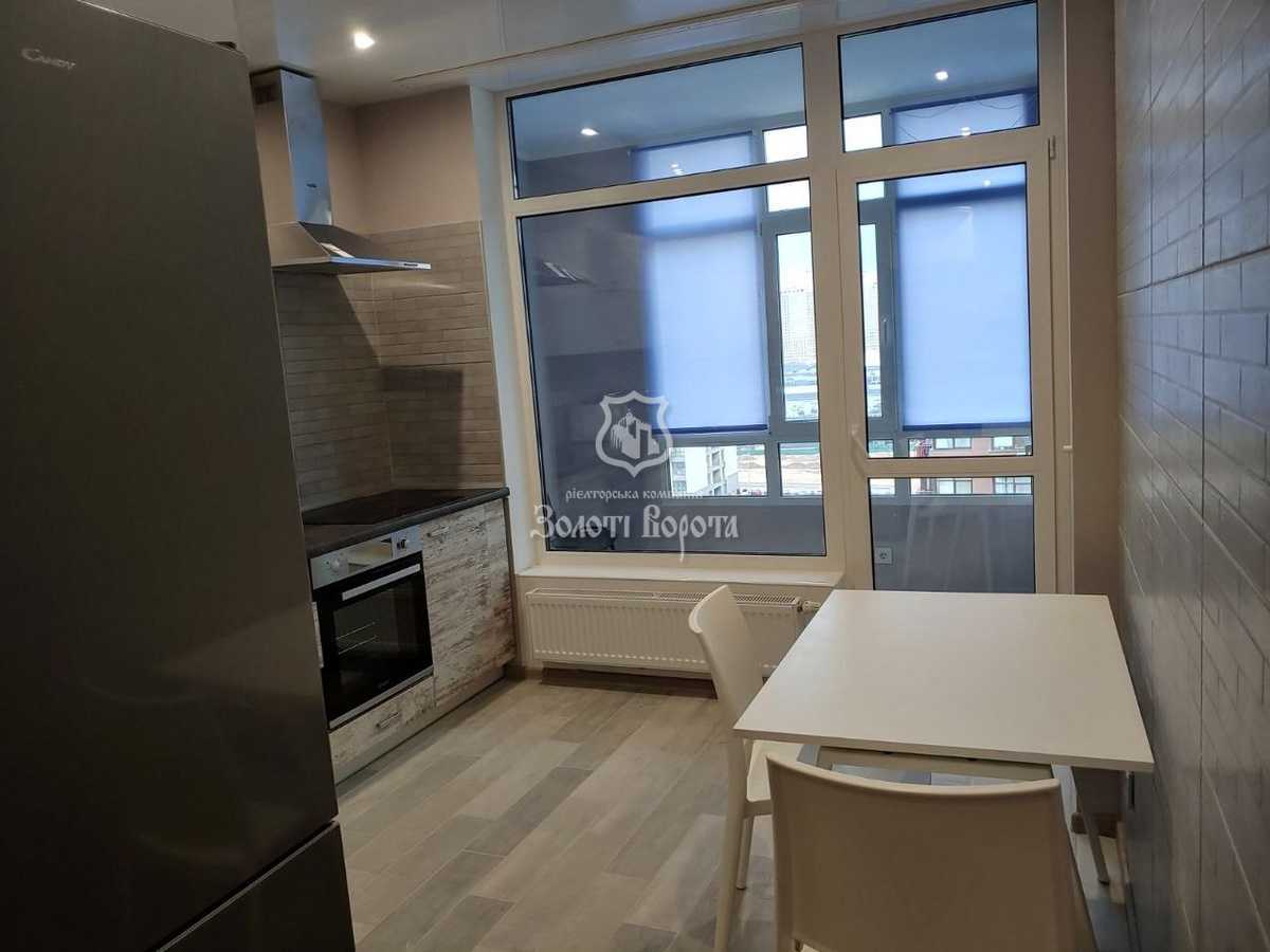 Продажа 1-комнатной квартиры 37 м², Европейская пл., Союзу, 43б