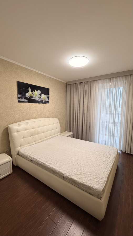 Оренда 1-кімнатної квартири 48 м², Ивана Франка вул., Икинфеева, 30а