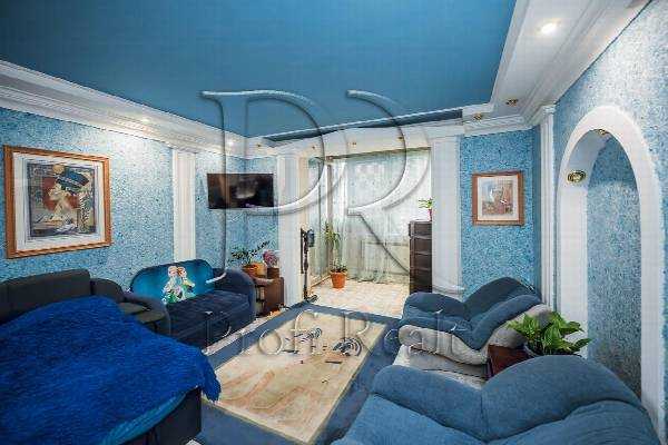 Продажа 3-комнатной квартиры 71 м², Павла Тычины просп., 8
