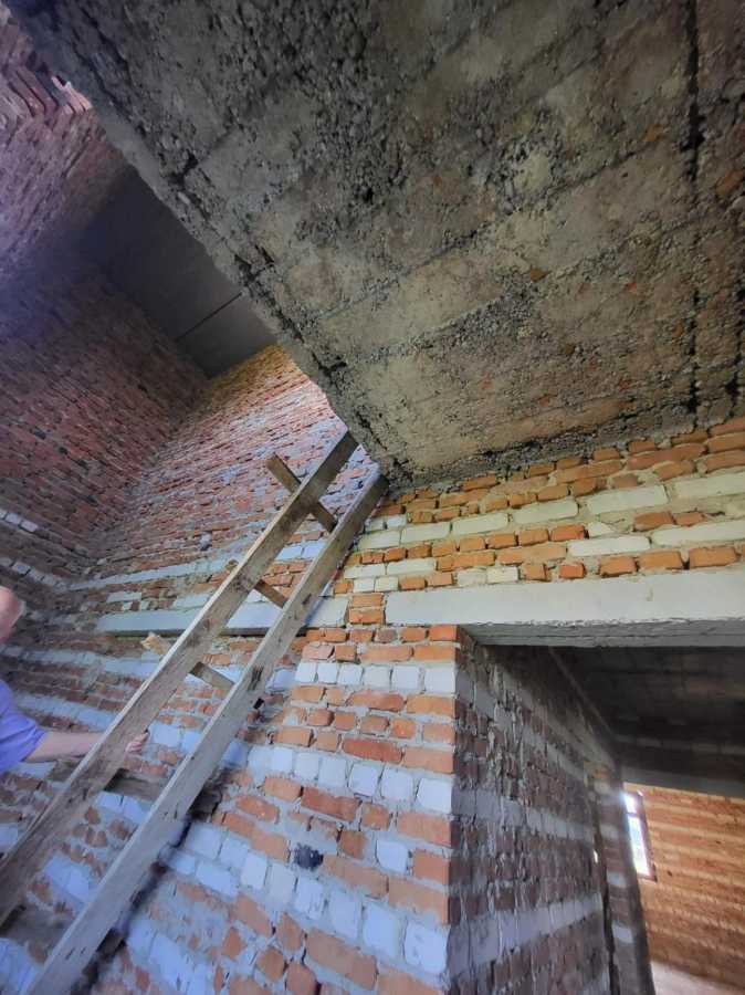 Продаж будинку 400 м², Центральна