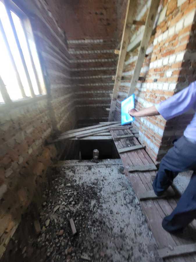 Продаж будинку 400 м², Центральна