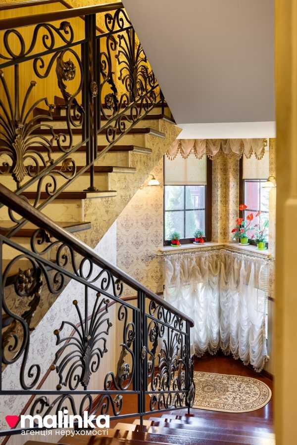 Продаж будинку 299 м², Сходница, улица Довбуша, 3