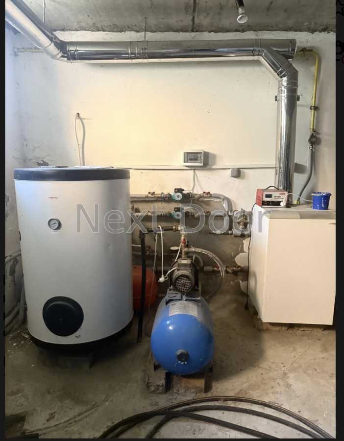 Продаж будинку 389.1 м², Квітнева, 11