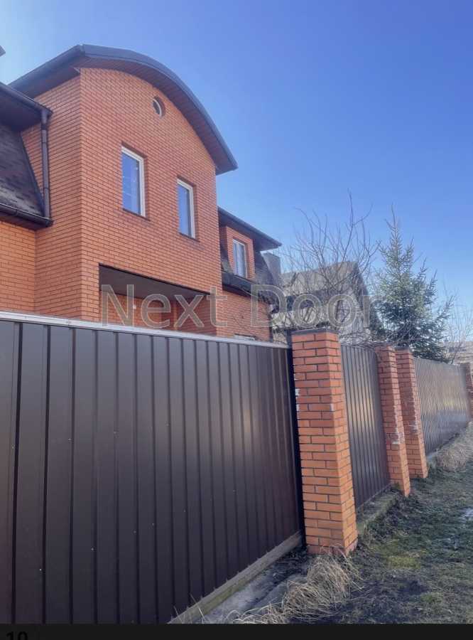 Продаж будинку 389.1 м², Квітнева, 11