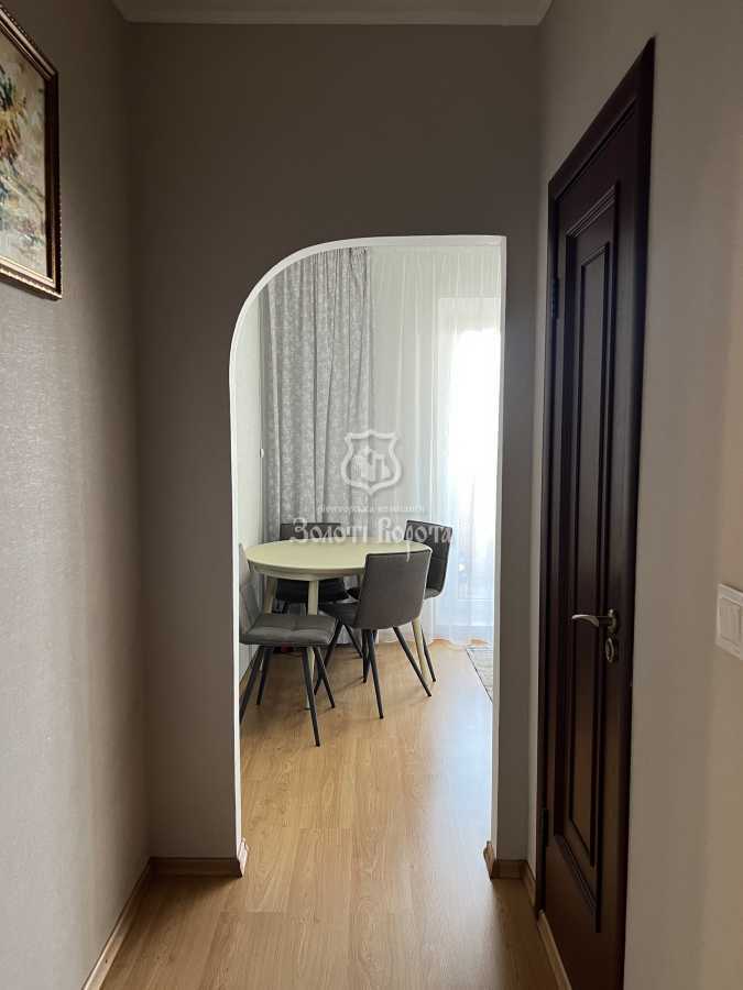 Продажа 3-комнатной квартиры 81.2 м², Новаторов ул., 22В