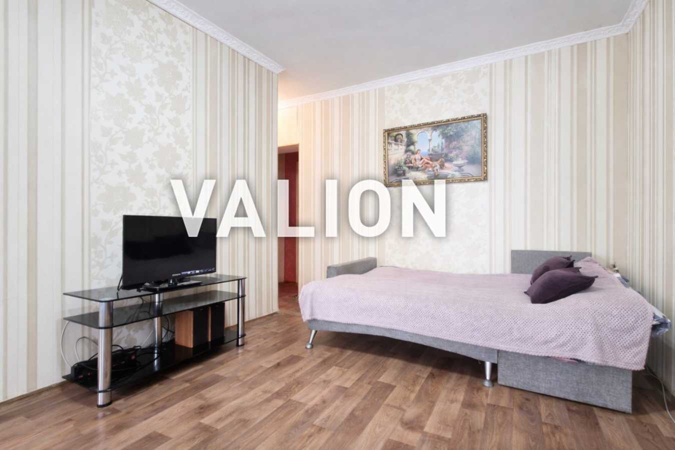 Продаж 3-кімнатної квартири 55.6 м², Новодарницька вул., 23/7