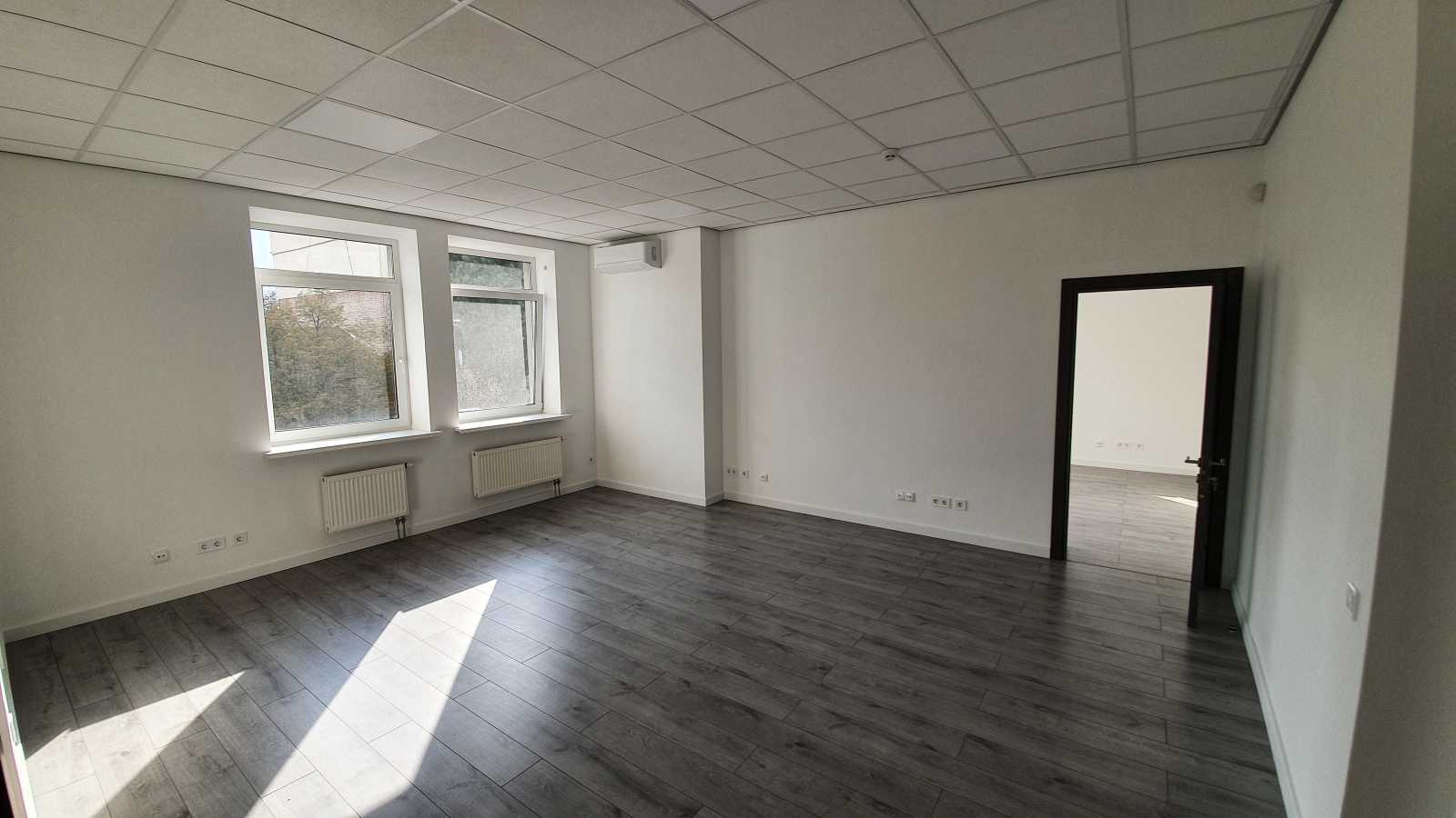 Оренда офісу 190 м², Провіантська вул., 3