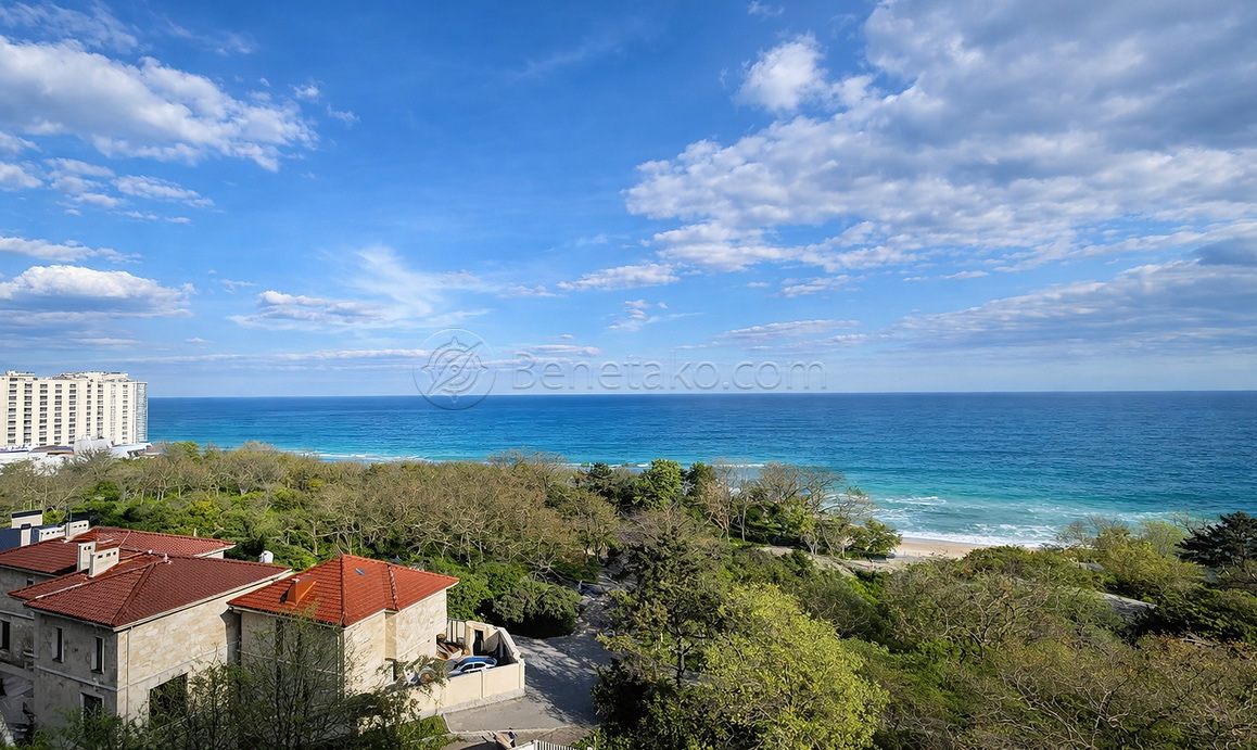 Оренда 3-кімнатної квартири 132 м², Літературна вул., 1А