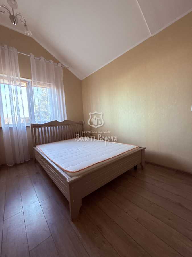 Продаж 2-кімнатної квартири 46.1 м², Троїцька, 5