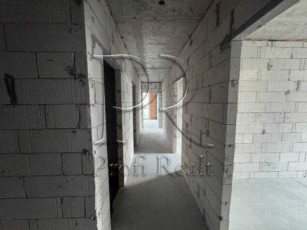 Продаж 3-кімнатної квартири 90 м², Причальна вул., 10