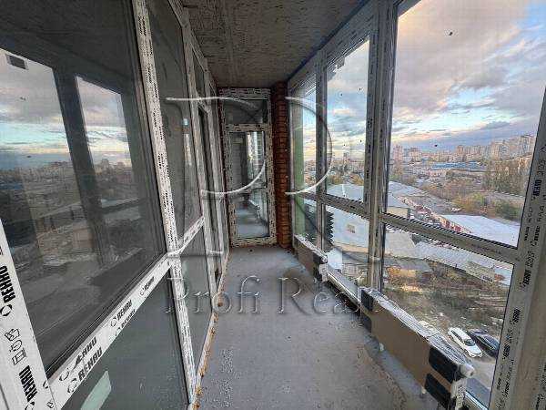 Продаж 3-кімнатної квартири 90 м², Причальна вул., 10