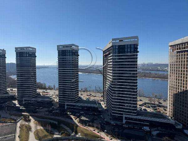 Продажа 2-комнатной квартиры 68 м², Причальная ул., 8