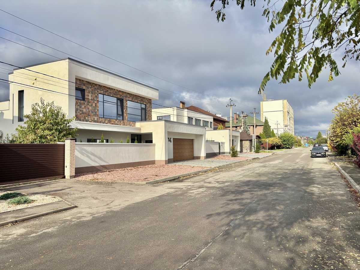 Продаж будинку 291.37 м², Княгині Ольги вул., 14