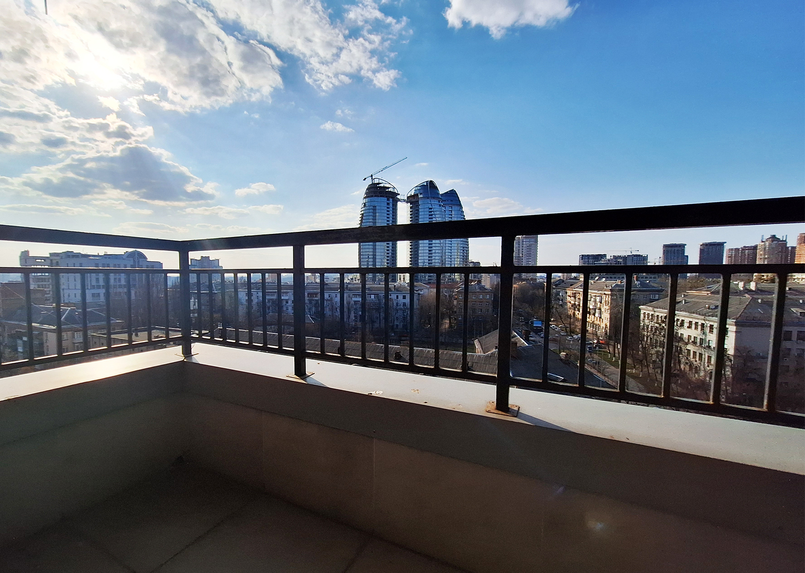 Аренда 2-комнатной квартиры 87 м², Джона Маккейна ул., 26