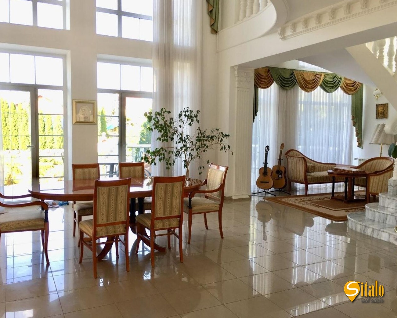 Аренда дома 493 м²