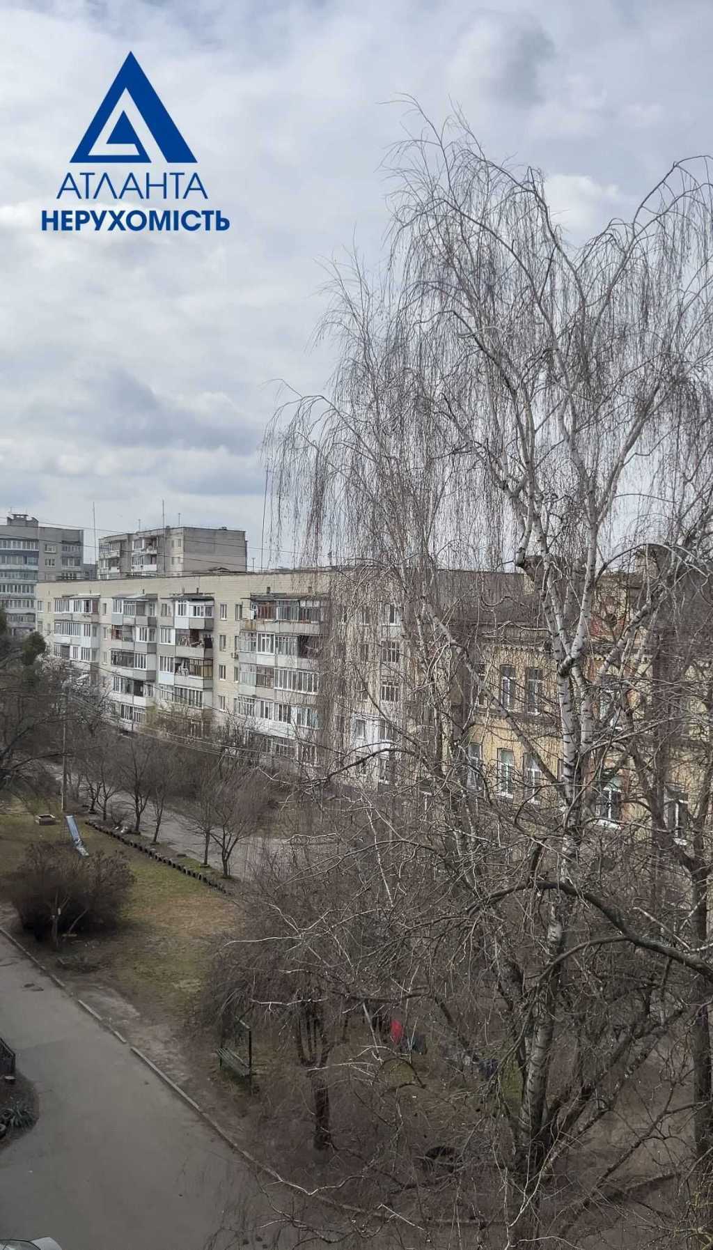 Продажа 2-комнатной квартиры 45.8 м², Евгения Коновальца ул., 10