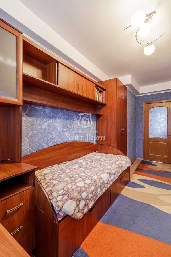 Продаж 3-кімнатної квартири 54.4 м², Щусєва вул., 12