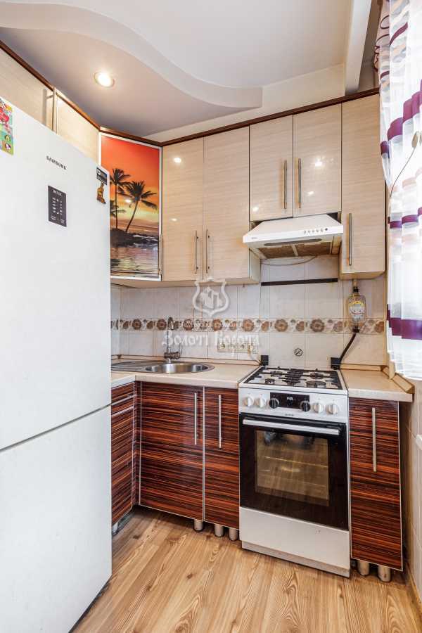 Продаж 3-кімнатної квартири 54.4 м², Щусєва вул., 12