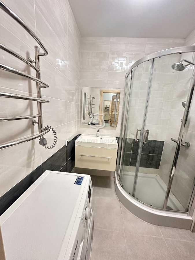 Продажа 1-комнатной квартиры 40.2 м², Анатолия Петрицкого ул., 15