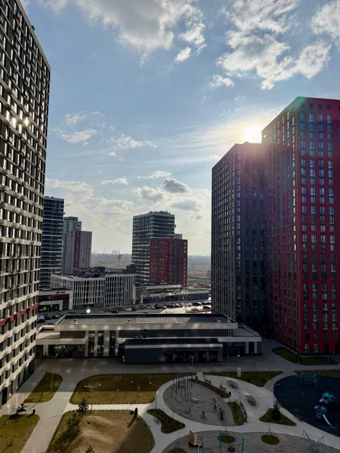 Продаж 2-кімнатної квартири 77 м², Всеволода Змієнко вул., Змієнка, 19