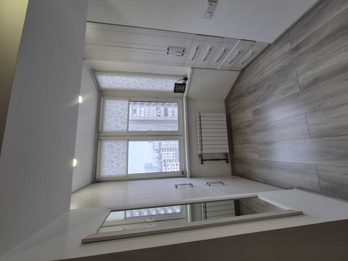 Продажа 3-комнатной квартиры 79 м², Азербайджанская ул., 16/1