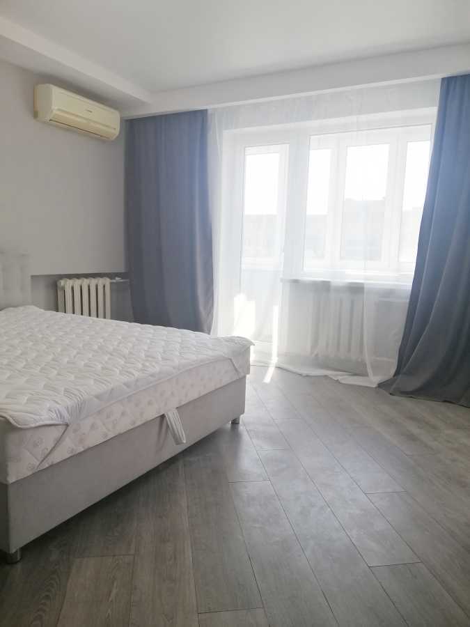 Продажа 1-комнатной квартиры 35 м², Лаврская ул., 4