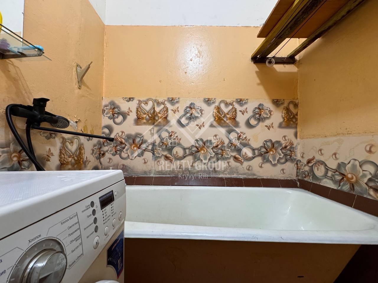 Продажа 2-комнатной квартиры 47.8 м², Солнечный мркн. ул.