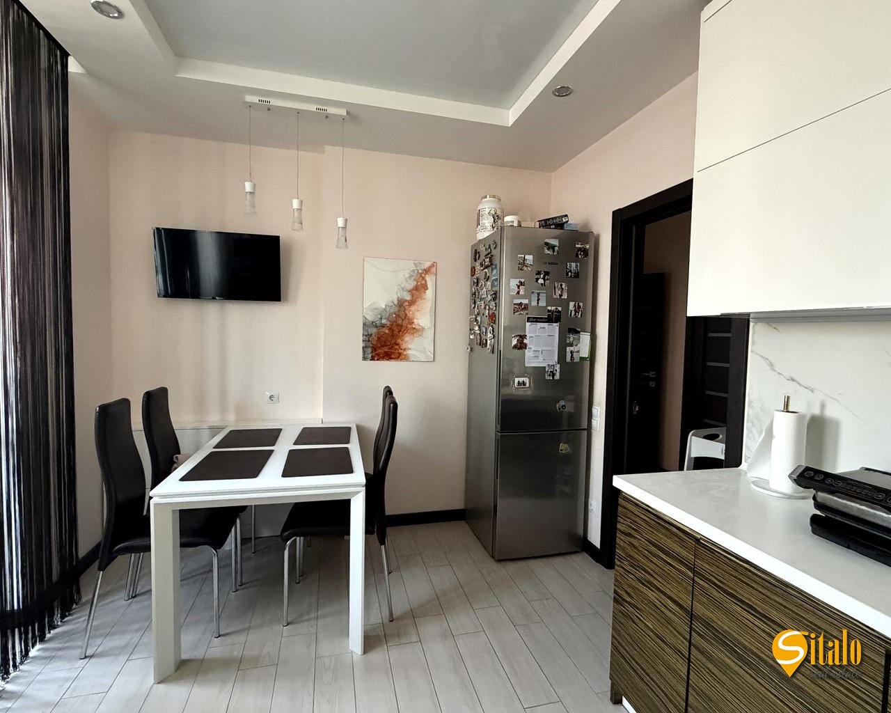 Продаж 2-кімнатної квартири 67 м², Драгоманова вул., 2Б