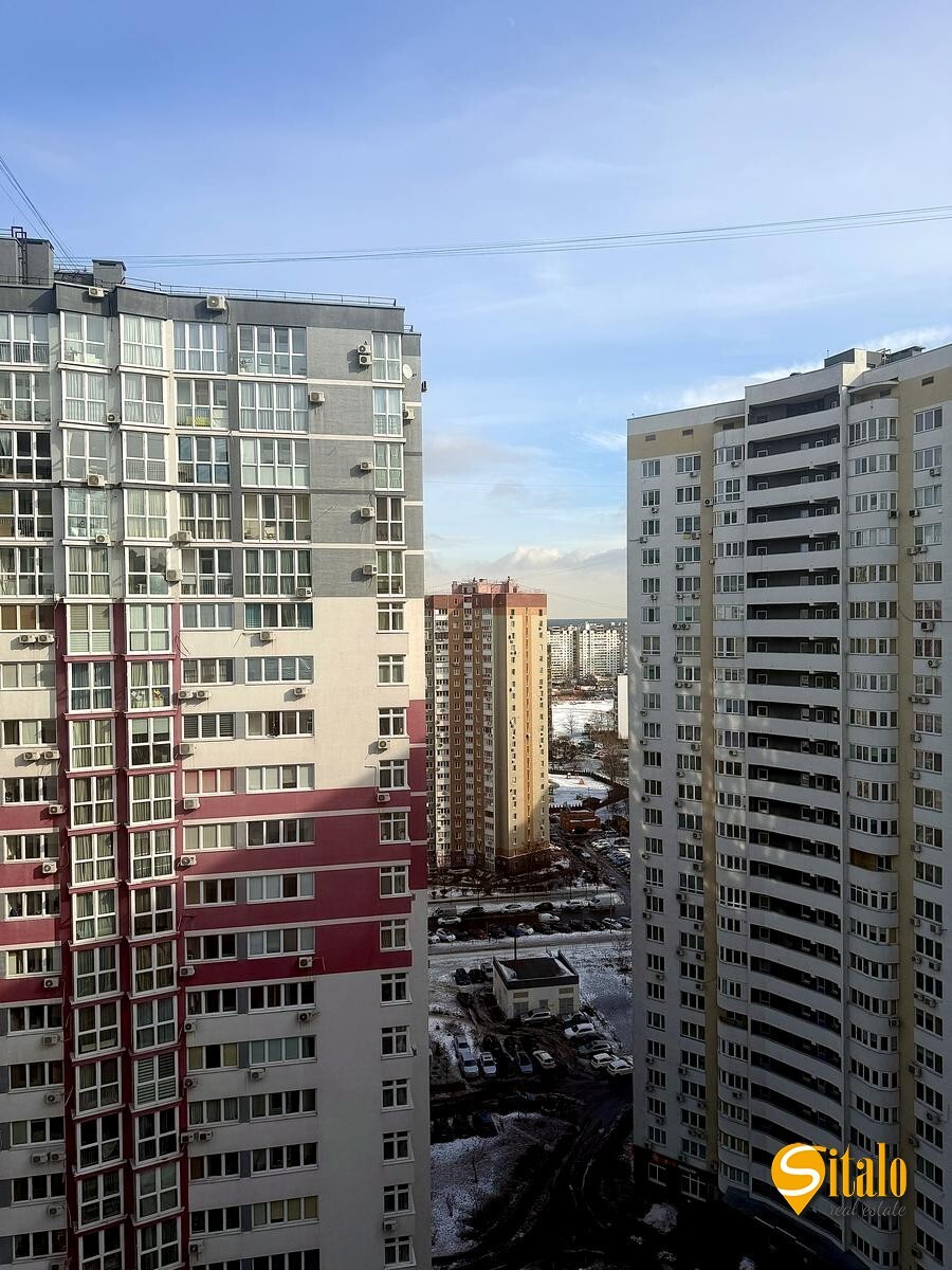 Продаж 2-кімнатної квартири 67 м², Драгоманова вул., 2Б