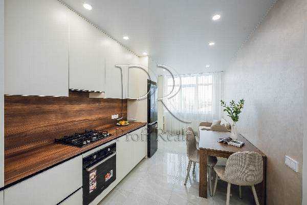 Продажа 2-комнатной квартиры 61 м², Боголюбова ул., 9А, 9Б