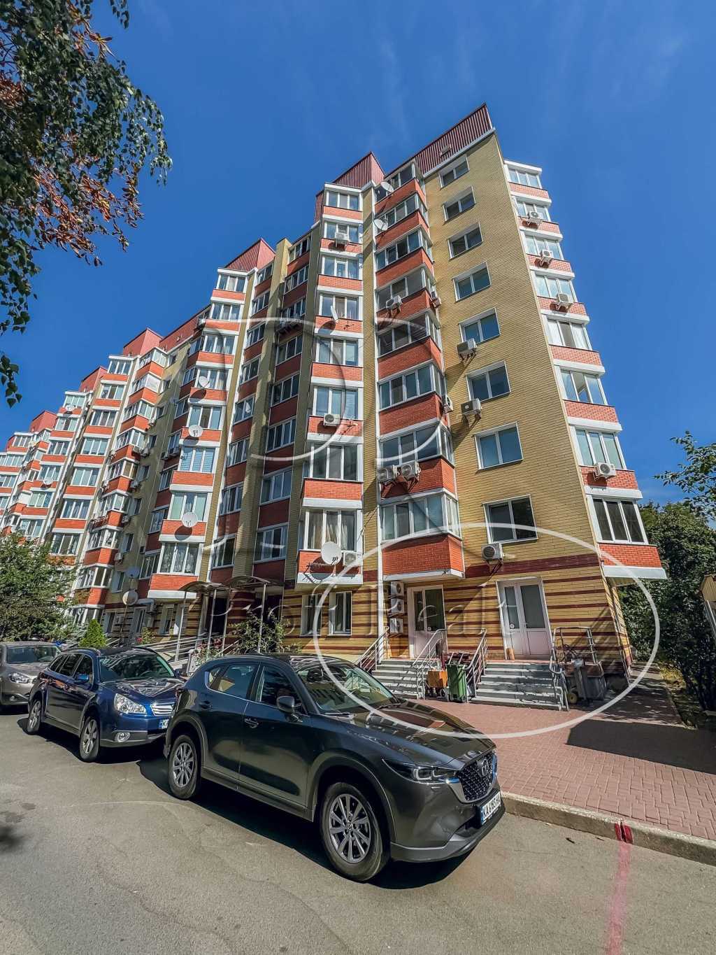 Продаж приміщення вільного призначення 150 м², Салютна вул., 1Б