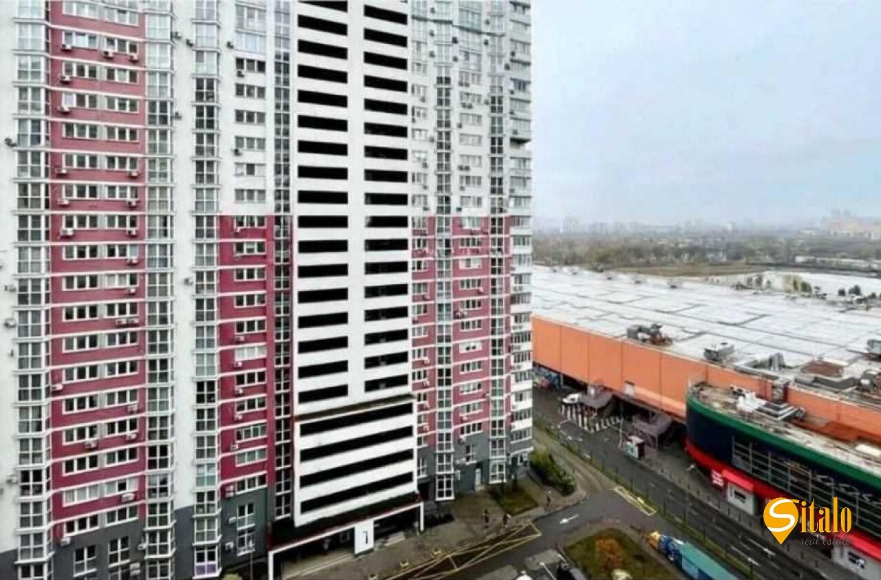 Продаж 1-кімнатної квартири 51 м², Драгоманова вул., 2А