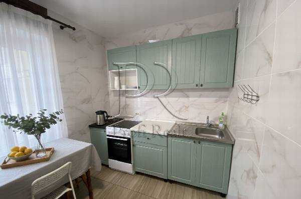 Продажа 3-комнатной квартиры 74 м², Чернобыльская ул., 24/26