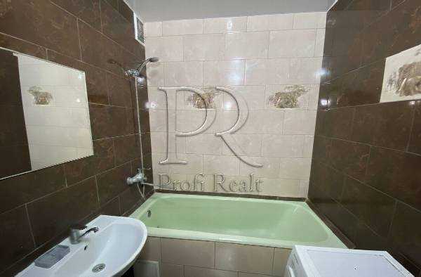 Продажа 3-комнатной квартиры 74 м², Чернобыльская ул., 24/26